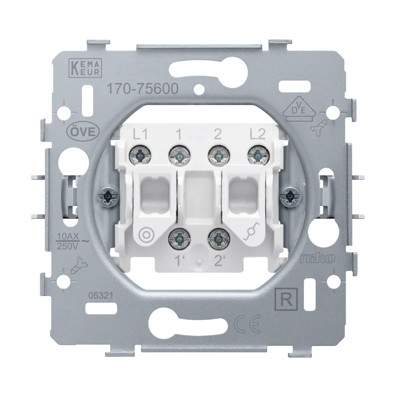 Base for a double switch: two-way switch and N.O. or N.C. push